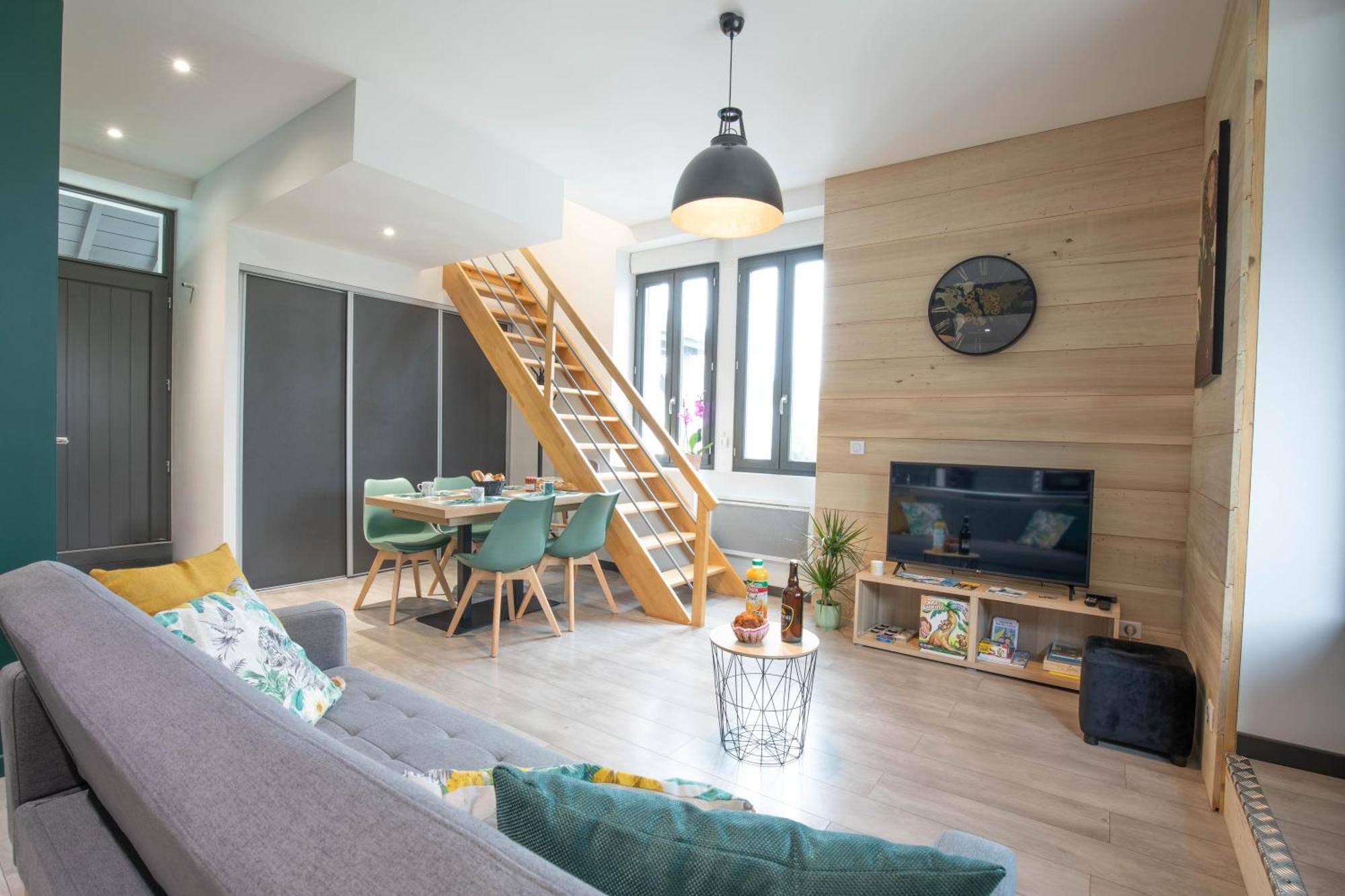 La Montagne Apartment *